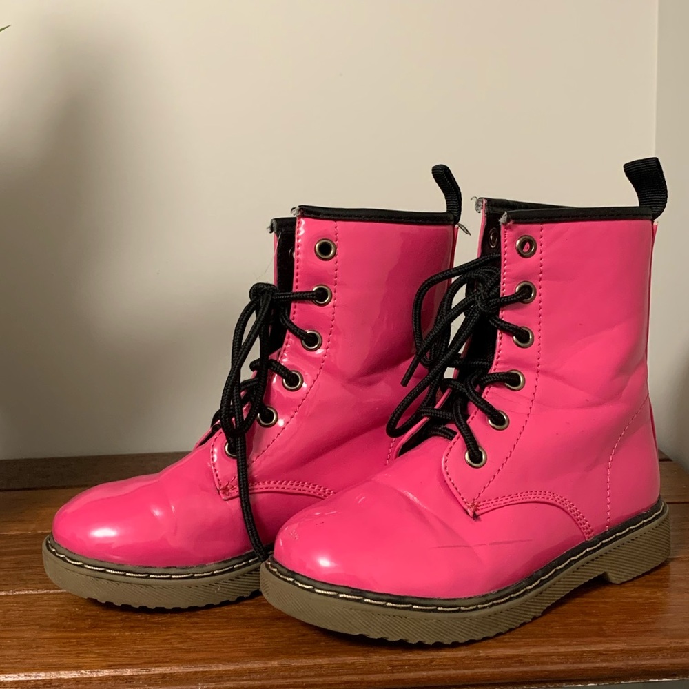 Girl’s Pink Boots
